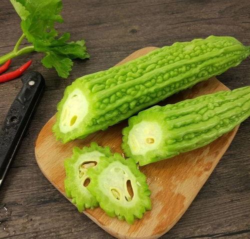 娱乐八吃瓜,八吃瓜,揭秘明星幕后故事